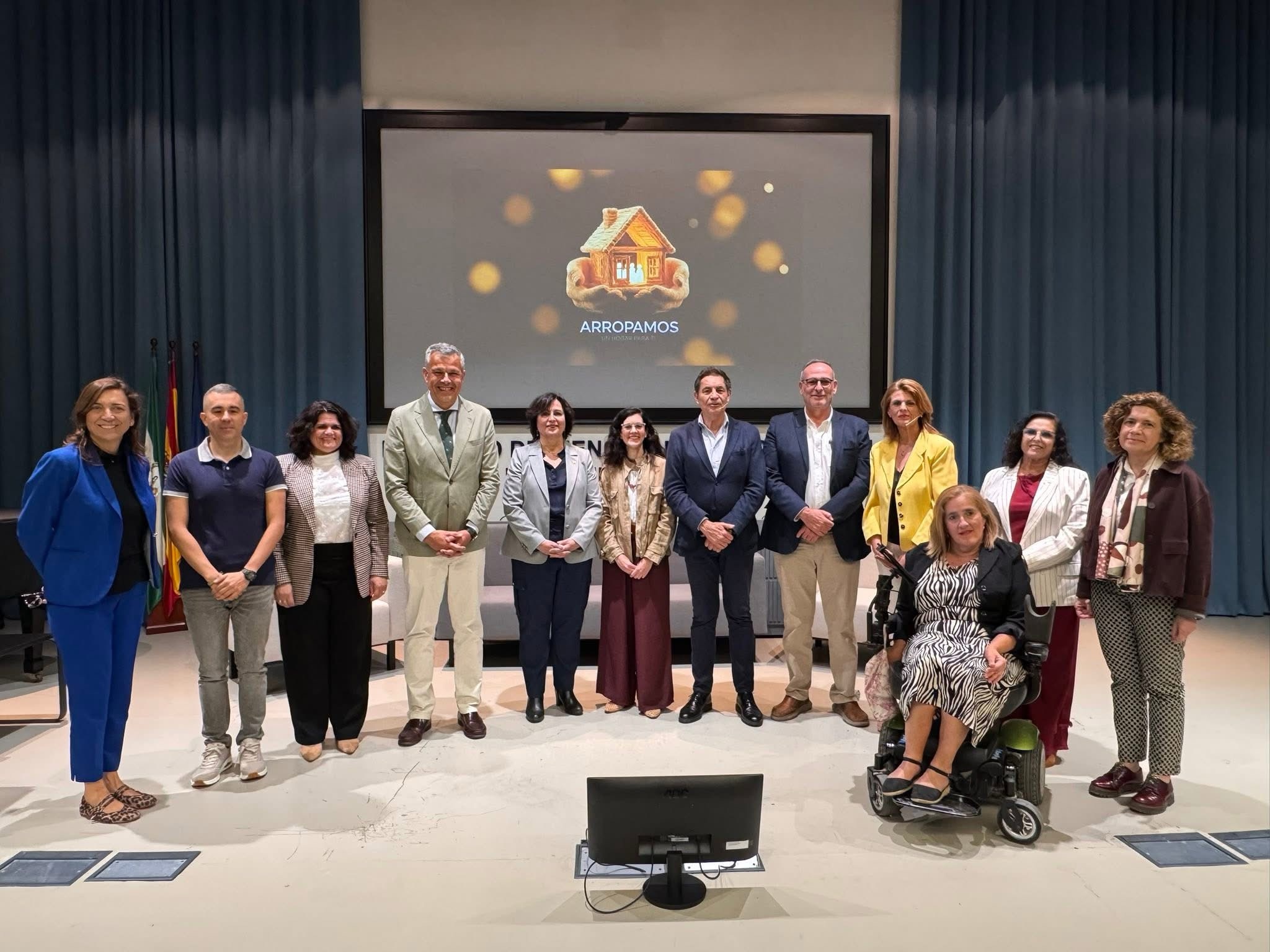 Presentación de Arropamos en la Universidad de Sevilla: un paso firme hacia un hogar con futuro